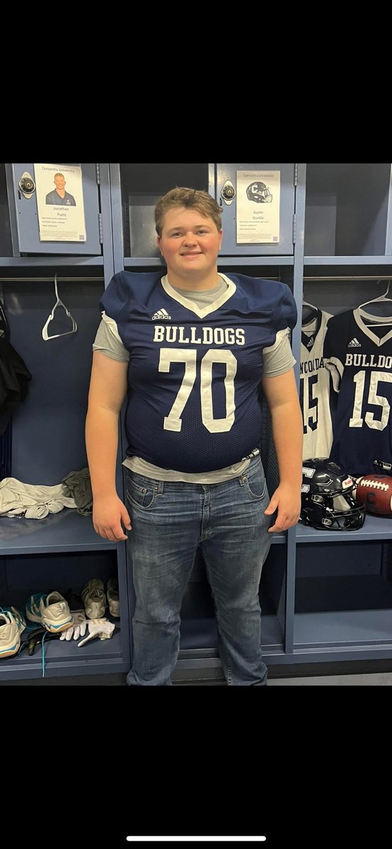 Had a great campus visit and talk with ⁦⁦<a href="/PatrickDaberkow/">Patrick Daberkow</a>⁩ and ⁦<a href="/CUNEFootball/">CUNE Football</a>⁩ . Thanks a lot for having me.
⁦<a href="/CoachWhiteDB1/">Coach White</a>⁩ ⁦<a href="/FootWorkUnit/">Footwork Unit</a>⁩ ⁦<a href="/LCEagleFootball/">LC Football</a>⁩