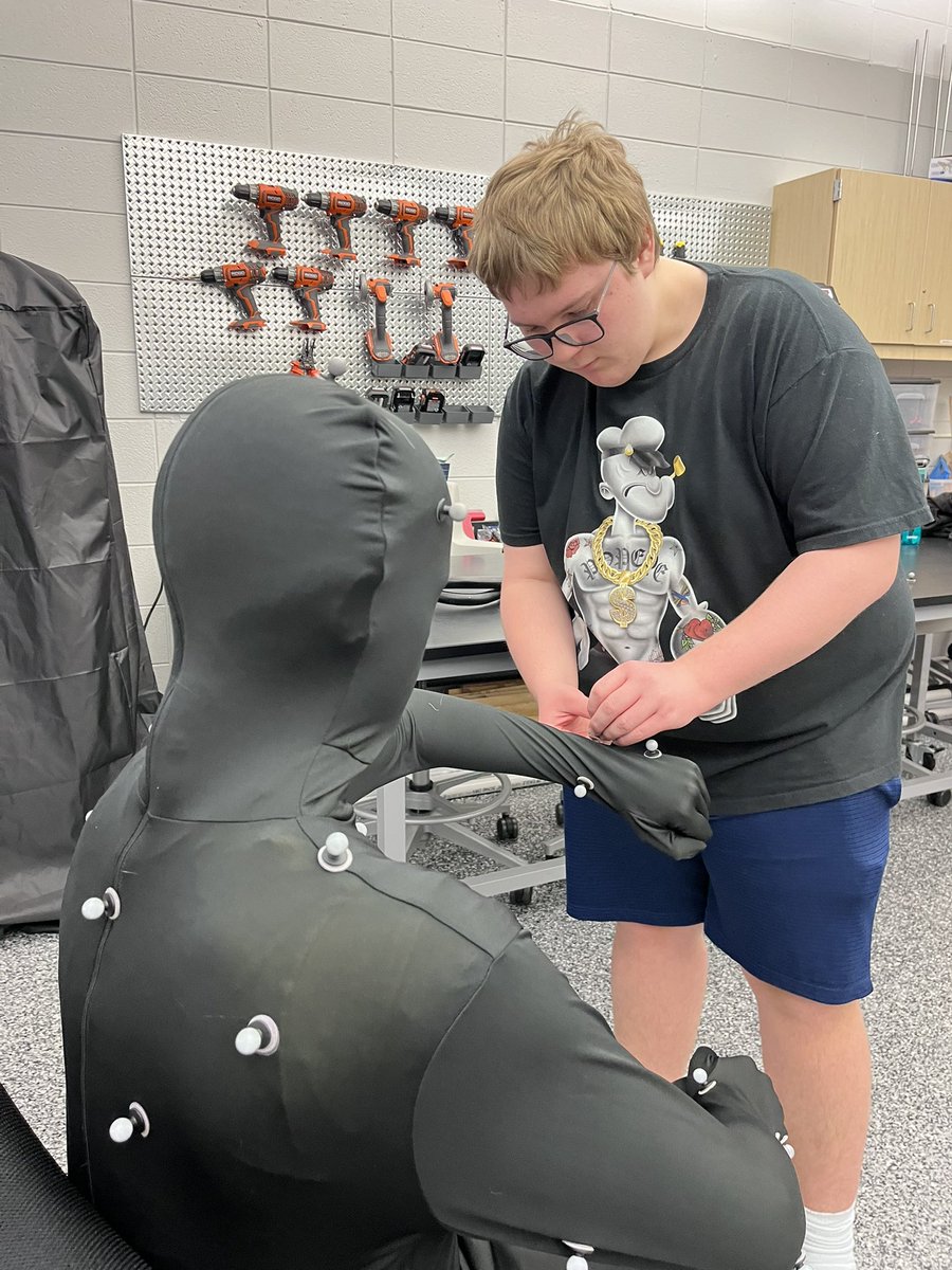 21stBioMedEngAcademy tweet media