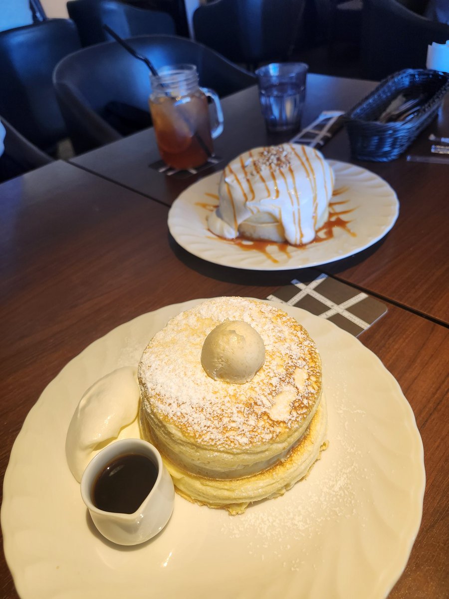 皆さん、こんにちは
お昼になったので、ご飯にきましたー

#おうちごはん
#おうちカフェ
#食後のスイーツ
#コーヒーのある暮らし
#パンケーキ