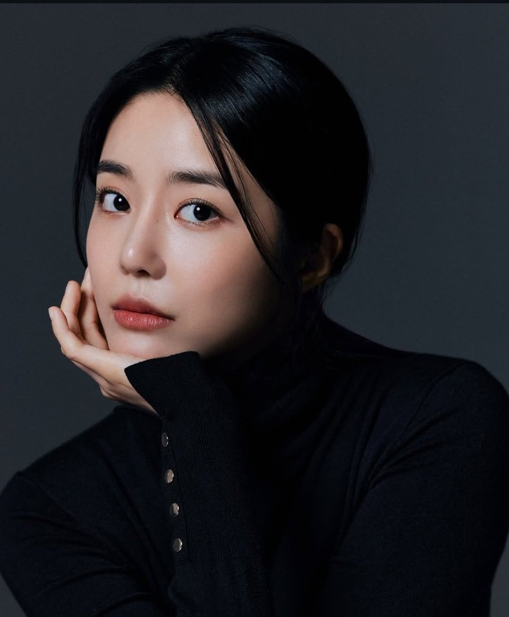 daheeverse's tweet photo. casting news soon for #choimoonhee 🙏 https://t.co/ZvTz8asVhq