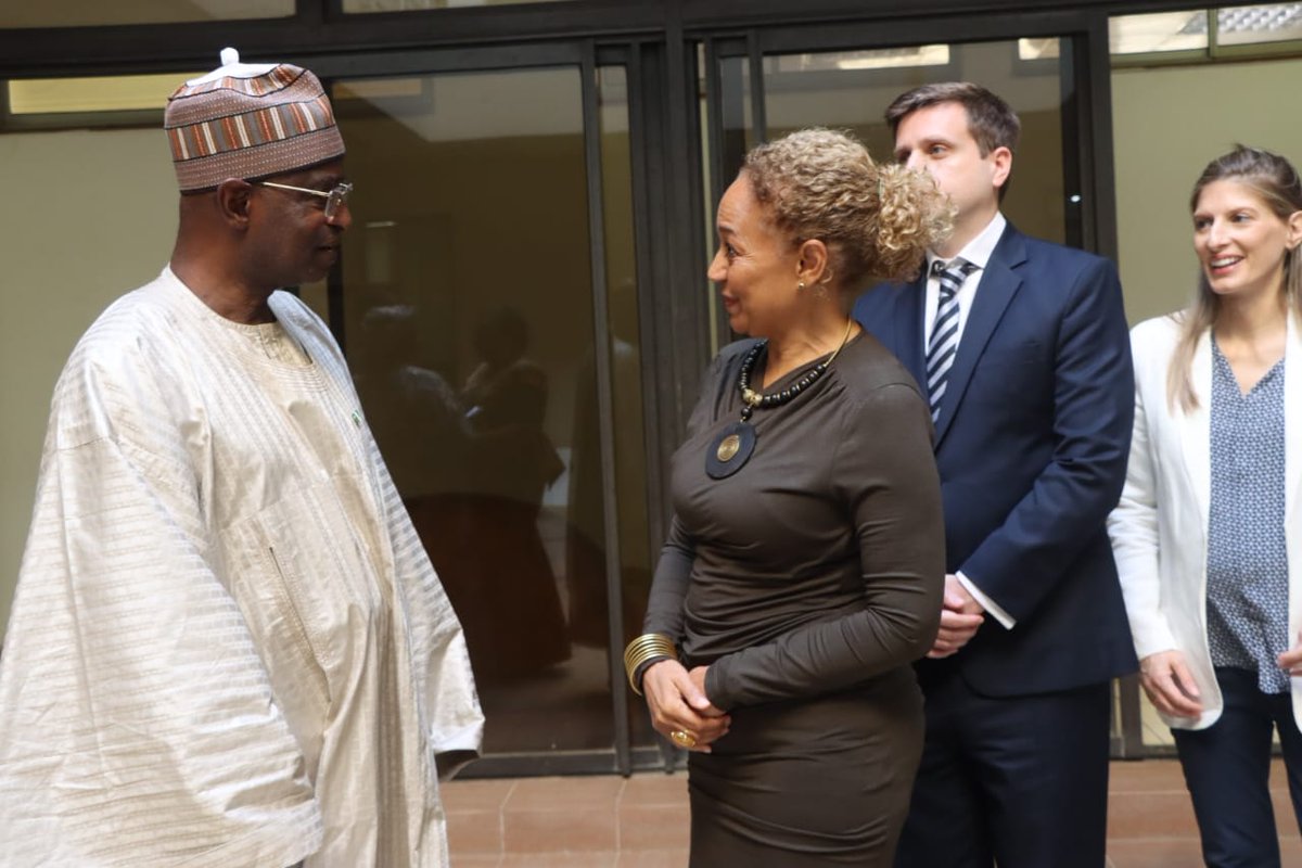 Propcomplus's tweet photo. We are pleased to engage with Nigeria's Minister of Livestock, to discuss ongoing partnerships in the agriculture sector. Through Propcom+ interventions, @UKinNigeria remains committed to driving innovation and resilience in Nigeria's agricultural transformation. #GoFarGoTogether https://t.co/hO6gHjeQcQ