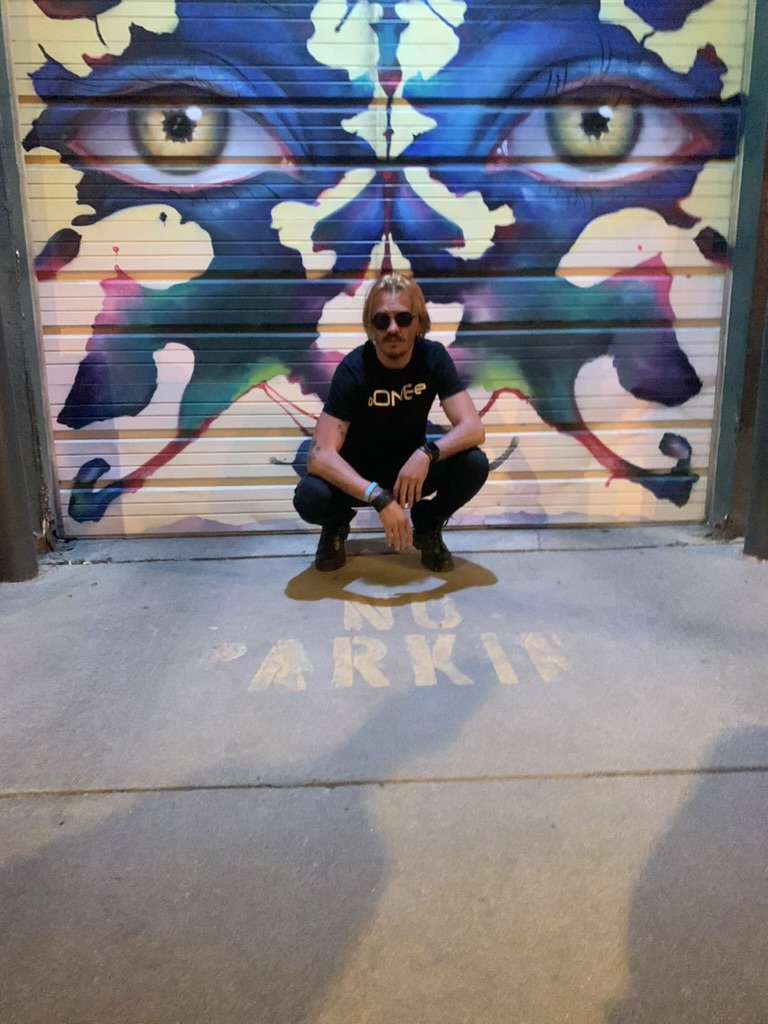 Kenneth_Scarbor's tweet photo. Knock knock. Who’s there? Not the old me and I don’t know if he’s ever coming back!

…
.
.
#artist #graffiti #dj #BeYou #BeAKing https://t.co/UHq0Digtdy