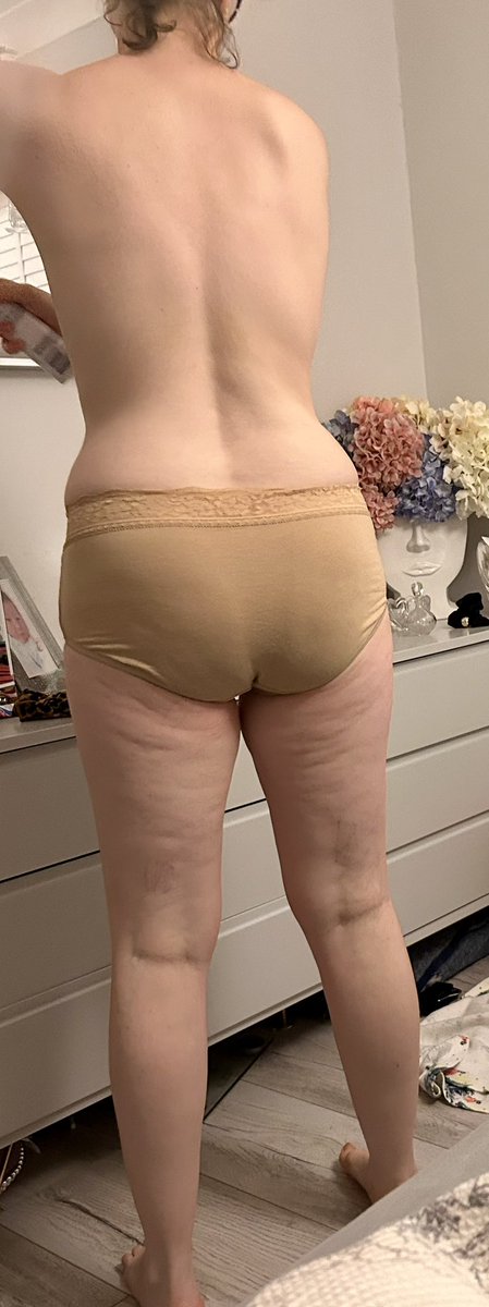 her_nylons2 tweet media