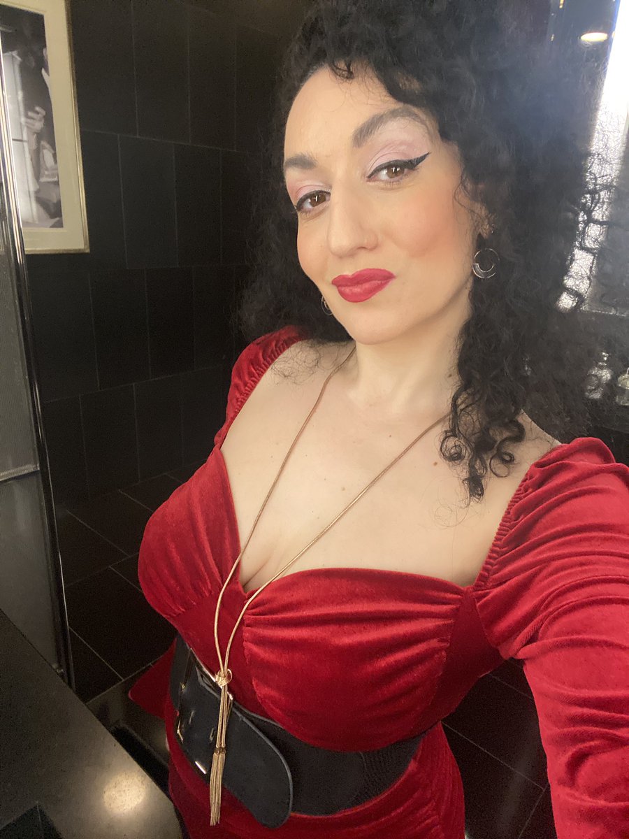 Been a while since I’ve posted in here! How is everyone doing?😊