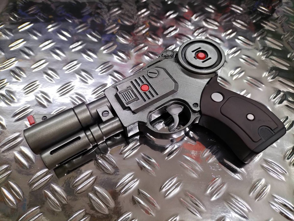 2月9日幕張メッセで開催されるワンフェス2025冬に出展します。卓番号は5-04-03です！
今回はタツノコワンフェスということで大好きなタツノコ作品を立体化しました！
『未来警察ウラシマン』
・マグナブラスター　10000円

#WF2025W
#ワンフェス
#ウラシマン
#タツノコワンフェス