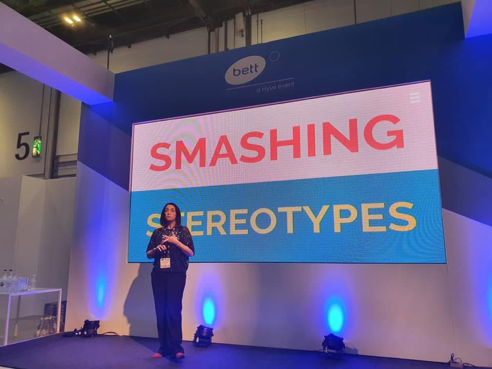 NicolePonsford's tweet photo. 5 years ago.
Before COVID. Edtech Demonstrator Programme. Funding & rolling out @GECCollect.
Today I’ve two incredible sessions including my first ARENA debut! If you’re at @Bett_show pls join me!! #BETT25 https://t.co/zcFNDJIa8t