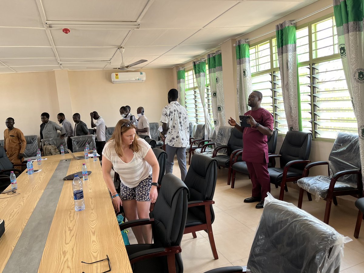 EMashatise's tweet photo. Our last day at the University for Development Studies with @DrElliephants gave us an opportunity to meet up with students and staff interested in furthering their studies @HarperAdamsUni. We explained the courses and scholarship opportunities available at HAU @prof_andywilcox https://t.co/z6yDawWb44