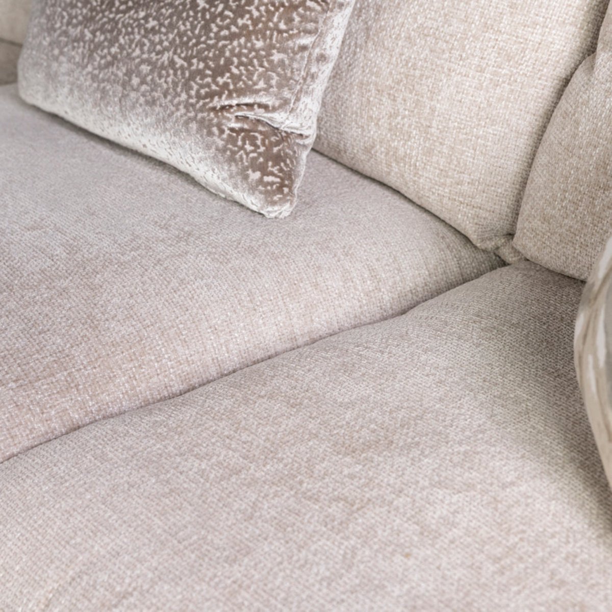 FWHomestores's tweet photo. Sunday scaries? Not on the McKenzie Corner Sofa!  Sink into ultimate relaxation &amp; let the week melt away.

Transform your space this winter with our exclusive Winter Sale deals – your perfect lounging spot awaits!

#WinterSale #FWHomestores #McKenzieSofa #RelaxInStyle https://t.co/64nNTDWqwY