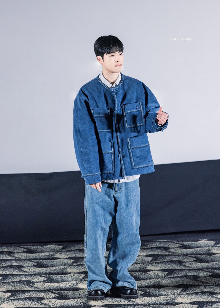 kforkoojunhoe's tweet photo. 250122 야근하고갈래요? 시사회 #준회 🖤

#구준회 #JUNHOE #ジュネ
#iKON #아이콘
@JUNE_GOZARU_JP https://t.co/9qX2641Is7