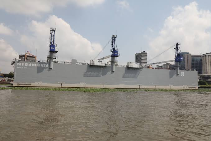 adedezzy5000's tweet photo. NIMASA FLOATING DOCK: Agency Turns Nigeria’s $1bn Into ‘Humpty Dumpty’ Equipment
Read more...
https://t.co/KhA0pqfSVC https://t.co/TqaEq4XWRu