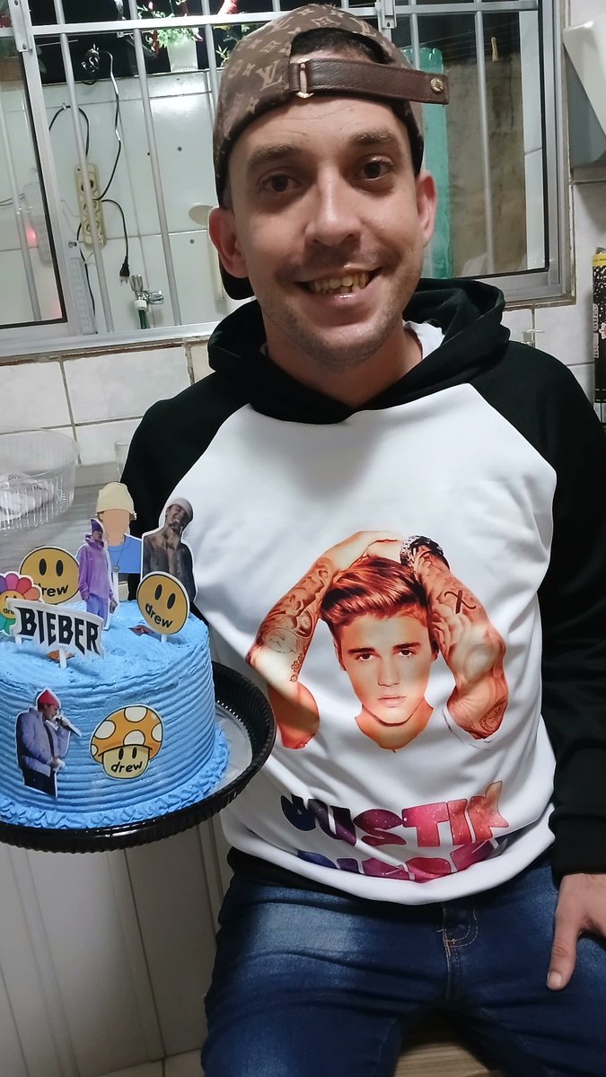 gersondrewjb's tweet image. 