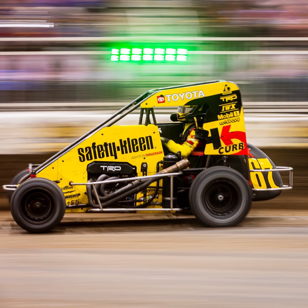 Adam_Mollenkopf's tweet photo. This one’s for all my #photography friends. All shots at 1/30… dragging that shutter. Shoutout to @CanonUSA for building some kick ass gear. Vehicle tracking in autofocus is #amazing. 

#chilibowl #motorsportsphotography https://t.co/HMd0woocmG