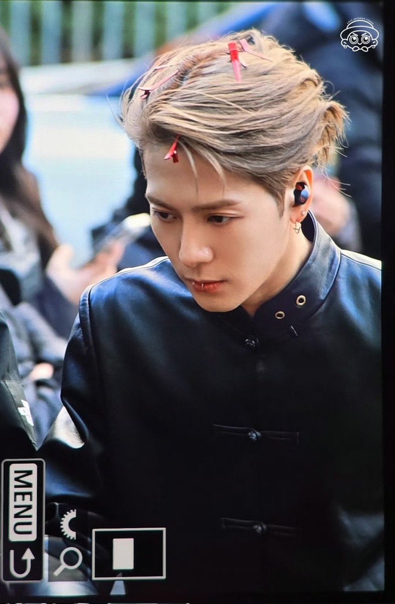 wanwannxx's tweet photo. แจ็คสันใส่จิวที่ปาก ใครไหวไปก่อนเลย ㅠㅠㅠㅠㅠㅠㅠㅠㅠ https://t.co/6MLFBxhJMn