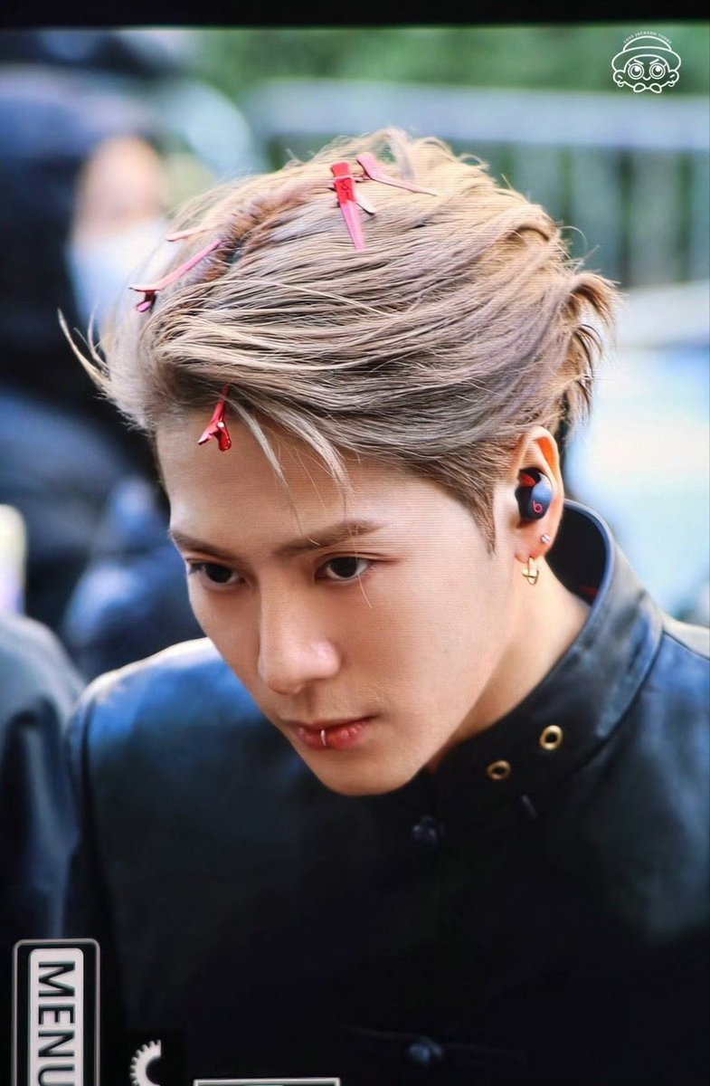 wanwannxx's tweet photo. แจ็คสันใส่จิวที่ปาก ใครไหวไปก่อนเลย ㅠㅠㅠㅠㅠㅠㅠㅠㅠ https://t.co/6MLFBxhJMn
