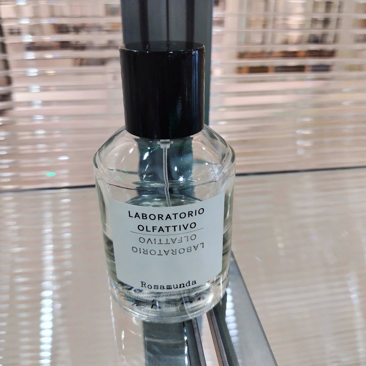 Laboratorio Olfattivo｜ローザムンダ 限りなく甘さを抜いた刺激的で