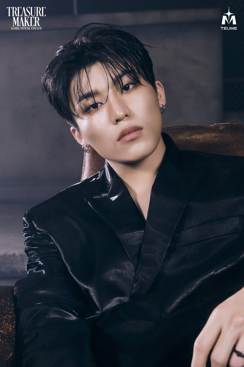 jexngwxx's tweet photo. DAMN PARK JEONGWOO IS SO GORGEOUS https://t.co/ONsGvM1XOs
