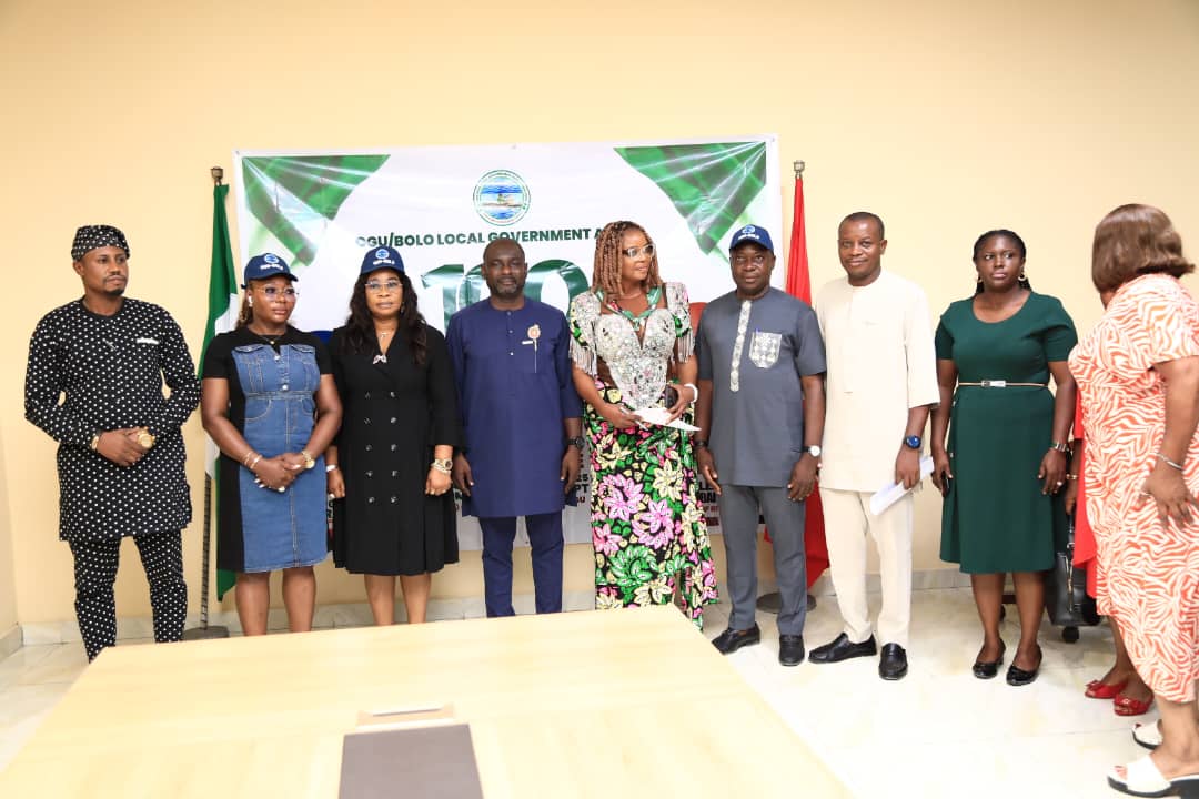OguBolo's tweet photo. After the Press Briefing on Wednesday 22nd January 2025 https://t.co/A8ZjOy7zeS