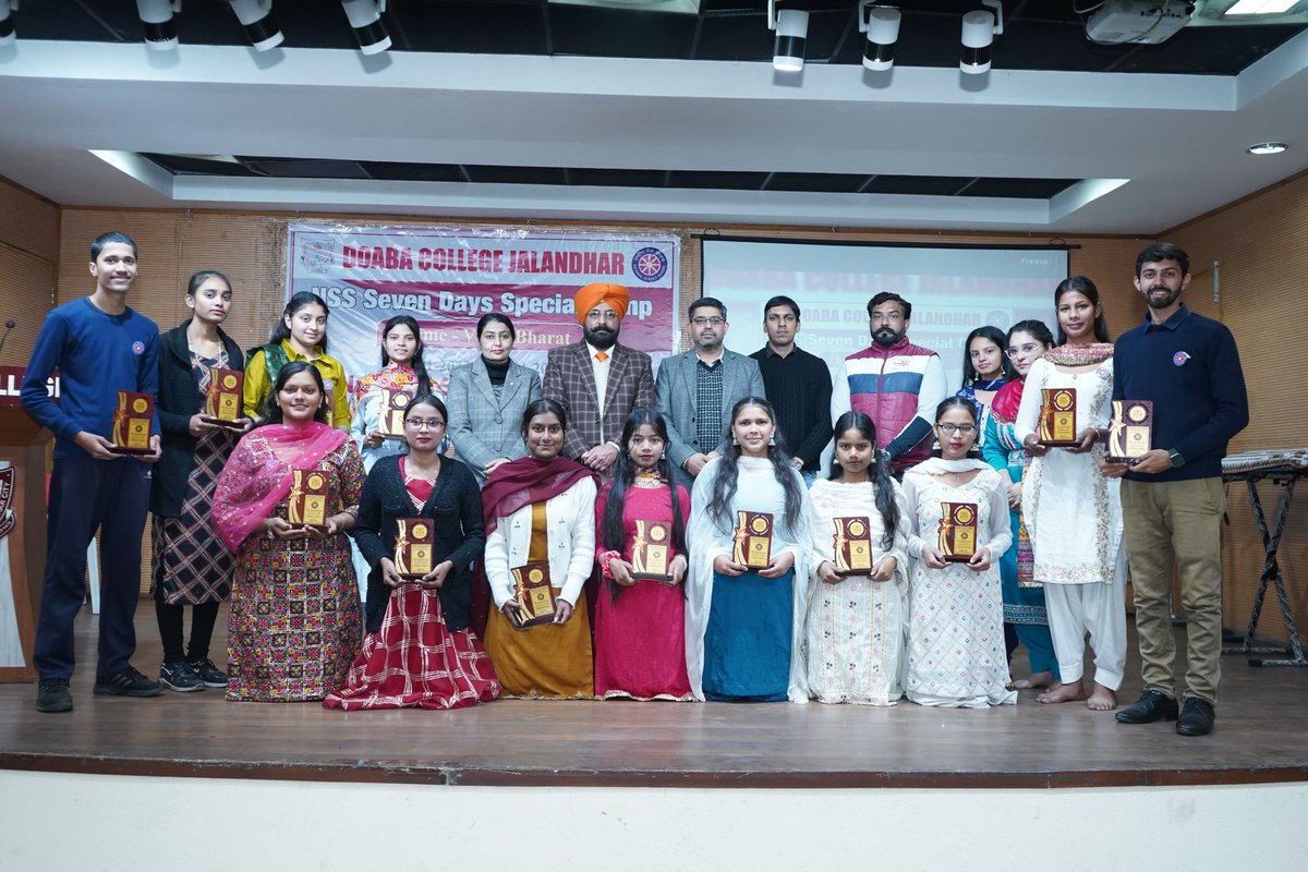 dcj_official's tweet image. Glimpses of valedictory function of 7-day NSS camp organized by #NSSUnit Doaba College Jalandhar.
#NSSCamp #7dayscamp #NssIndia #NSS #nssrdchd #GNDU #DoabaCollegeJalandhar #PrincipalPardeepBhandari