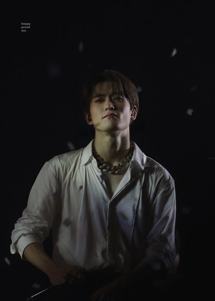 jay_for_sooo's tweet photo. 🖤사랑하는 재현시🖤 https://t.co/ys6QAfonFz