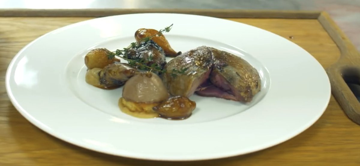 VideoRecipe's tweet photo. How to Butcher and Cook a Grouse, with James Durrant of The Game Bird | Video 
https://t.co/2TQmVuQlOh
#Recipe #Grouse https://t.co/UxPcRJZTcg