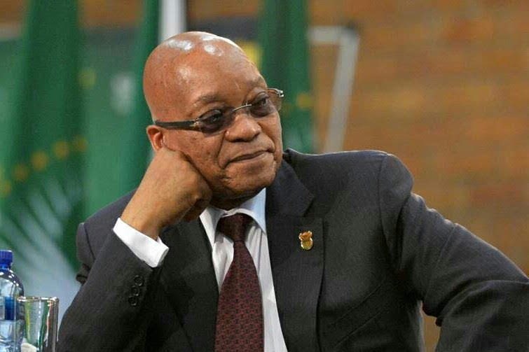 15Mbathane's tweet photo. @Markosonke1 @MDNnewss You are really trying so hard to sound smart and woke by typing nothing hey https://t.co/O06HiwCDc0