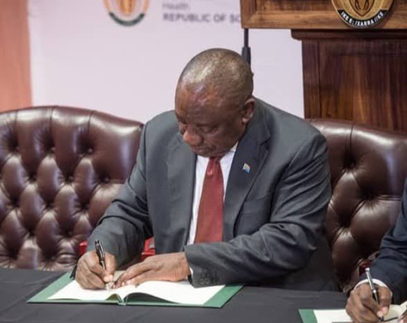 South African Government (@governmentza) on Twitter photo Good Morning SA! 
President Cyril Ramaphosa has signed into law the Expropriation Bill which repeals the pre-democratic Expropriation Act of 1975 and sets out how organs of State may expropriate land in the public interest for varied reasons.
The Bill, which has undergone a Good Morning SA! 
President Cyril Ramaphosa has signed into law the Expropriation Bill which repeals the pre-democratic Expropriation Act of 1975 and sets out how organs of State may expropriate land in the public interest for varied reasons.
The Bill, which has undergone a