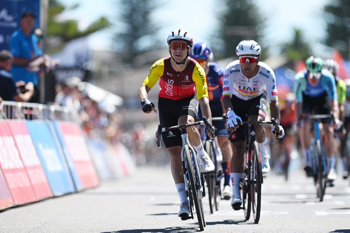 Le Coq 🐔🇫🇷

Things you love to see!😍

#TourDownUnder 🇦🇺
