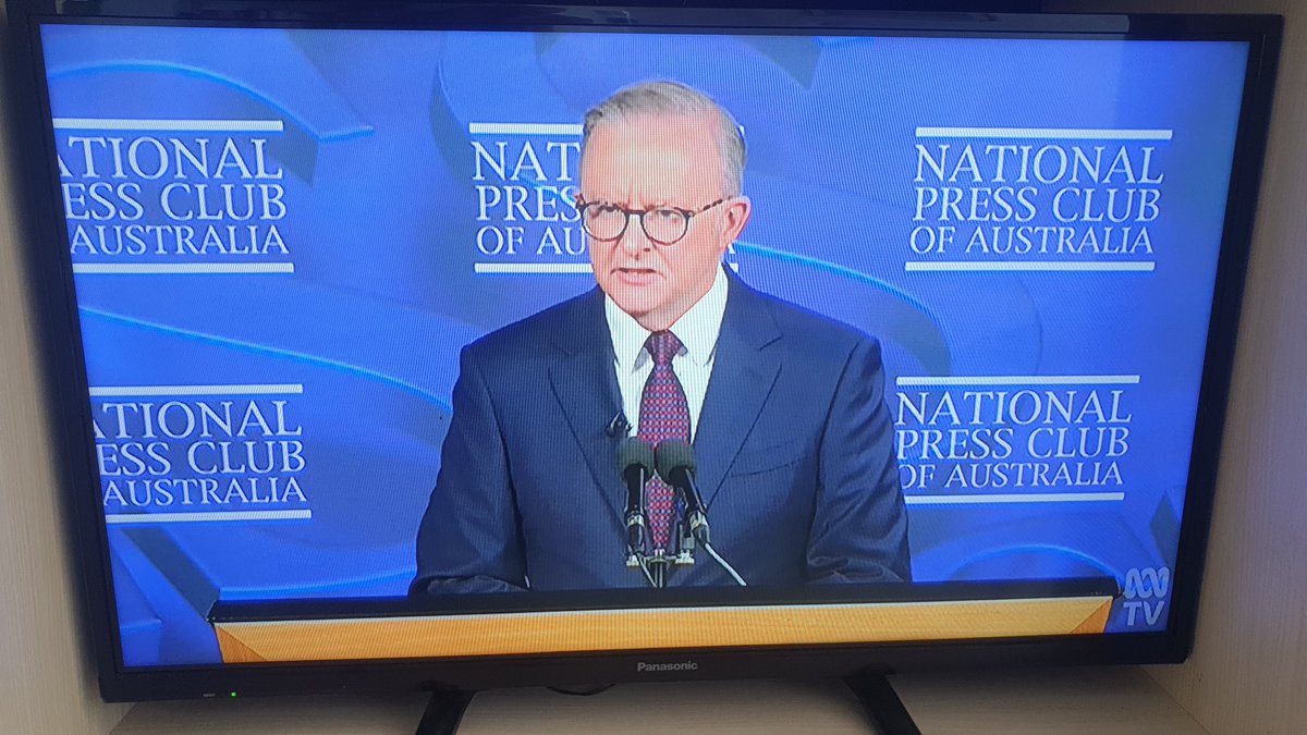 drcwhos's tweet image. If @AlboMP has lost popular support its due to leftist supporters ashamed of ALP response to 
#AUKUS 
#EnvironmentLaws 
#Immigration @SustPopAus 
#RentalCrisis failure to #RentFreezeNow 
#NoNewGas #NoNewCoal 
@PressClubAust #insiders