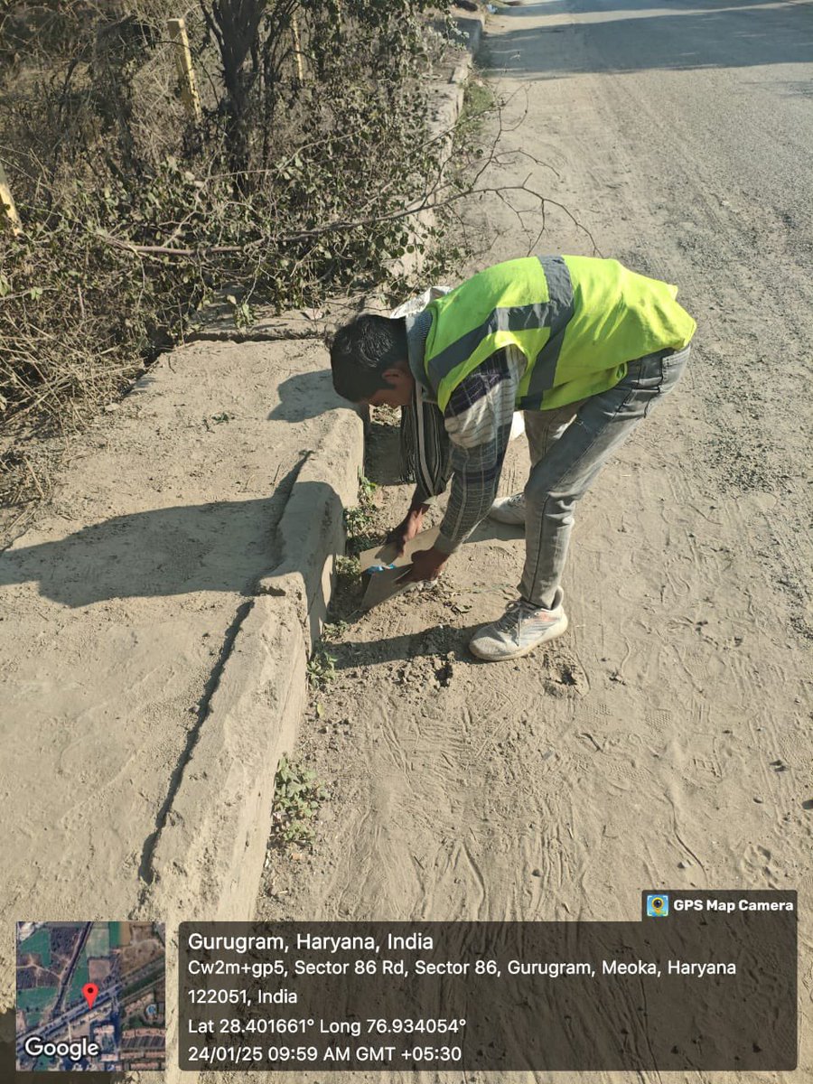 MCManesar's tweet image. “मानेसर को स्वच्छ और साफ बनाने में हमारे सफाई कर्मचारियों का योगदान अतुलनीय है।आइए हम भी अपनी जिम्मेदारी निभाएं और कूड़ा न फैलाकर मानेसर को स्वच्छ बनाए रखने में अपना योगदान दे।”-@RenuSogan IAS 

#Manesar_Mane_Saaf 
#स्वच्छमानेसर_स्वस्थमानेसर 
#स्वच्छता_ही_सेवा #SwachhSurvekshan24