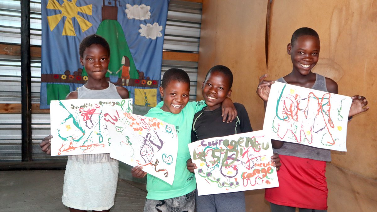Global4Children's tweet photo. This #InternationalEducationDay, we celebrate the transformative power of education in shaping brighter futures for children and communities worldwide.📚

At Global Fund for Children, we partner with grassroots organizations to ensure that every child—regardless of their background—has access to quality education. Together, we are breaking barriers, empowering young minds, and creating opportunities for lifelong learning.

Discover how we’re making an impact: https://t.co/BJcaRAonPx

Join us in championing education for all! 🌍💡

#EducationForAll #GlobalFundForChildren #EquityInEducation