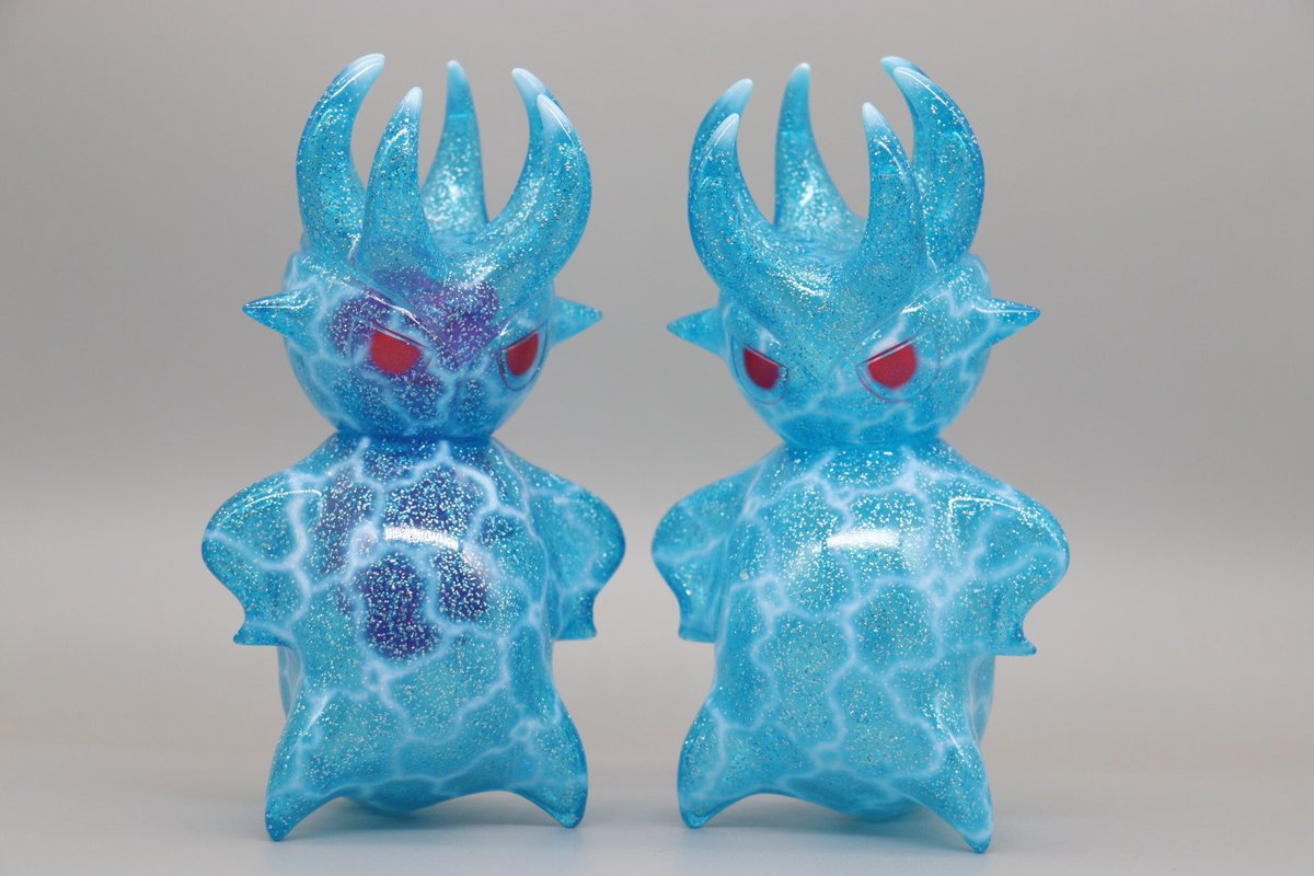 ソフビ　バッカルコーン ペインターネット フィギュア 水中迷彩のバッカルコーンの核アリ無しの比較画像です。 ワンダー