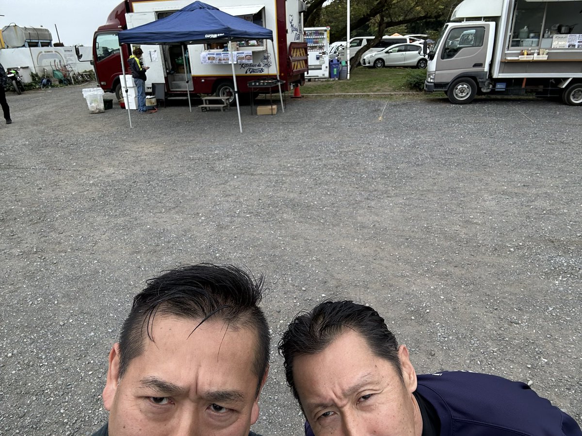 teji0313's tweet photo. 噂によると、桶スポフリマにキッチンカーが2台出るそうな👀
お待ちしておりますm(_ _)m
#桶川スポーツランド
#フリマ https://t.co/BbXcnGrLVx