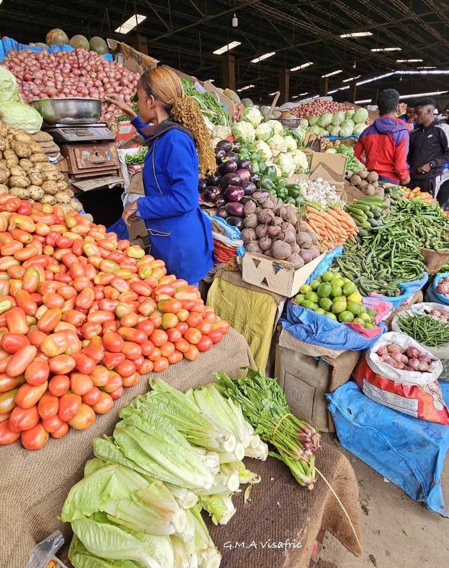 thedrosg1's tweet image. 1OO % #Organic #healthy #fruits &amp;amp; #vegetables products of #Eritrea 🇪🇷

Their fresh look &amp;amp; small are simply #mouthwatering.

#Food #HealthyFood #HealthyLiving