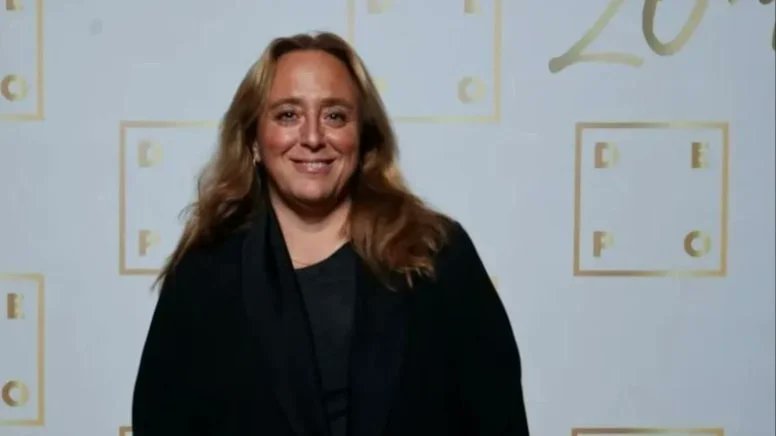 Menajer Ayşe Barım "Gezi Parkı" soruşturmasında gözaltına alındı!

Ayşe Barım, "Türkiye Cumhuriyeti'ni ortadan kaldırmaya veya görevini yapmasını engellemeye teşebbüs etme" suçlamasıyla gözaltına alındı. Barım'ın ev ve işyerinde de arama yapıldı!