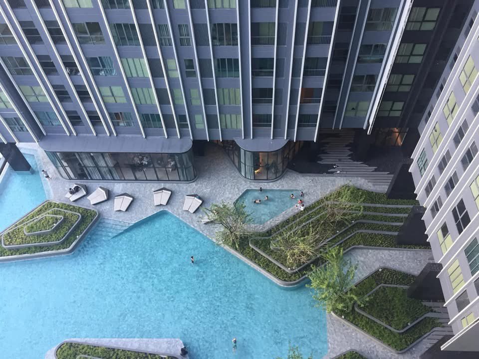 ✅พร้อมเข้าอยู่ก่อนเปิดเทอม 
𝐈𝐝𝐞𝐨 𝐐 𝐂𝐡𝐮𝐥𝐚-𝐒𝐚𝐦𝐲𝐚𝐧 
🚆MRT สามย่าน
ห้อง Studio✨ขนาด 22ตรม. 
🛋️เครื่องใช้ไฟฟ้าครบ 
💰ค่าเช่า 18,000 บาท/เดือน
-------------------------------------
สนใจติดต่อ
lin.ee/GTS4I1u
Line Official : @109hoivk (มี@นำ)
Tel : 065-695-5662