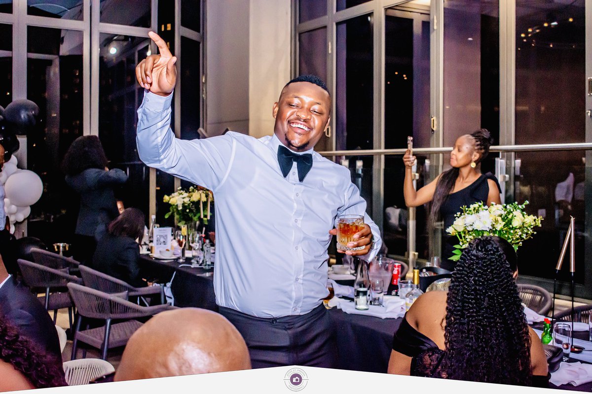 Jester_jay_mash's tweet photo. Photographer: jester Mashava
Muse: Dess
Location: Sandton

Cheers to moments that make life beautiful, smiles that light up the room, and memories that last forever! Here’s to living, laughing, and celebrating every little joy! https://t.co/SuYp9ahQZF