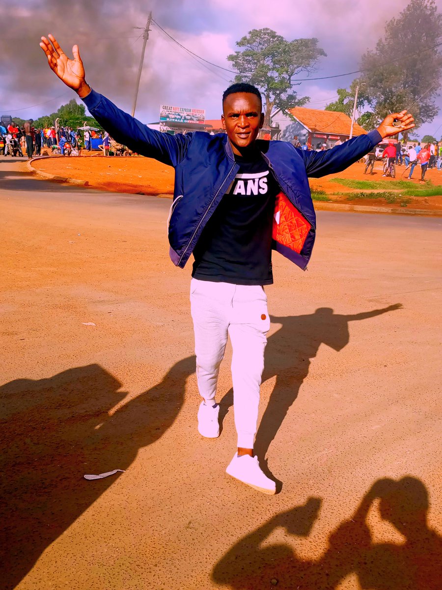 Apk_dad's tweet image. HAPPY BIRTHDAY TO ME