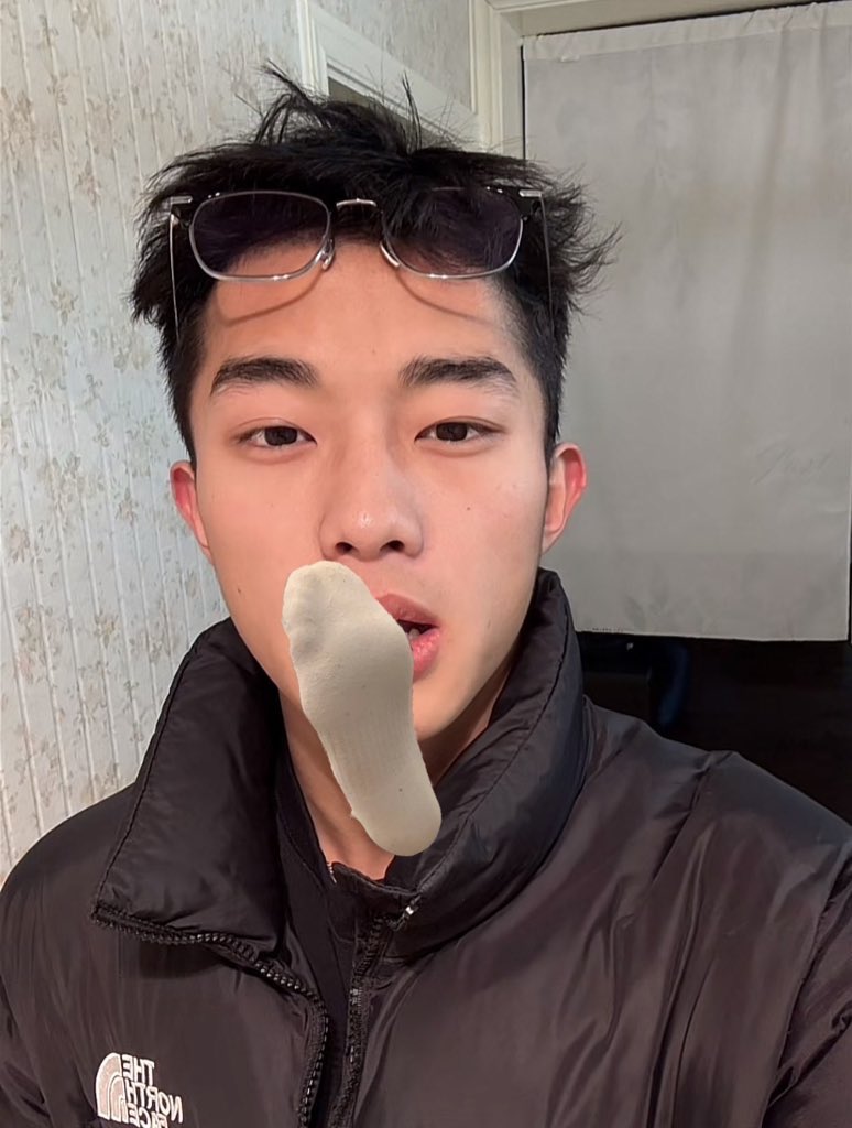 小李不讲理 tweet media