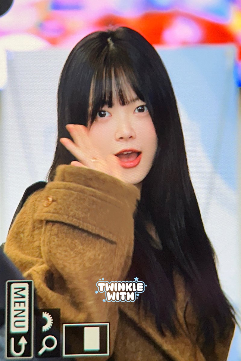 𝖳𝖶𝖨𝖭𝖪𝖫𝖤 𝖶𝖨𝖳𝖧 tweet media