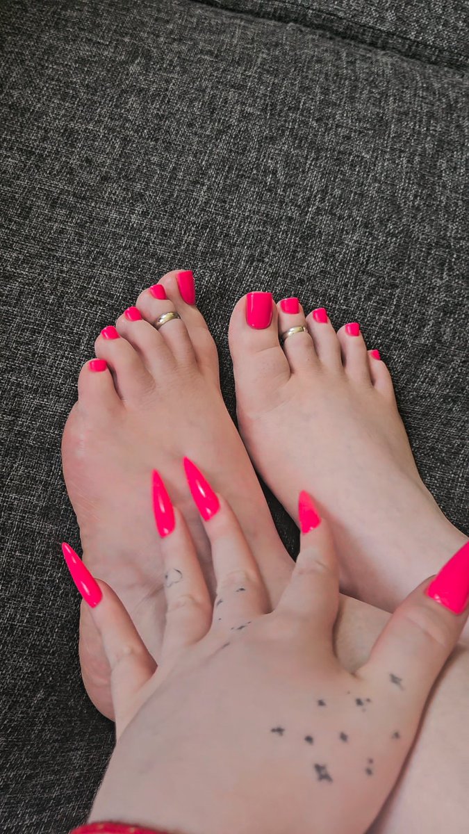 Ivory_Feet2's tweet photo. @Paul_012725 What are you looking for?💅🏼 https://t.co/jcjEP5kYkZ