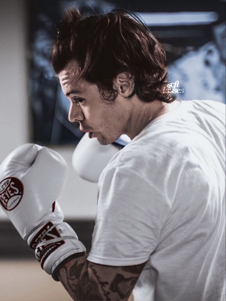 cherishing1D's tweet photo. If you had a chance to spend a day playing sports with them, who would you choose? Let me know below! 👇✨ https://t.co/hGhwhrbKN8