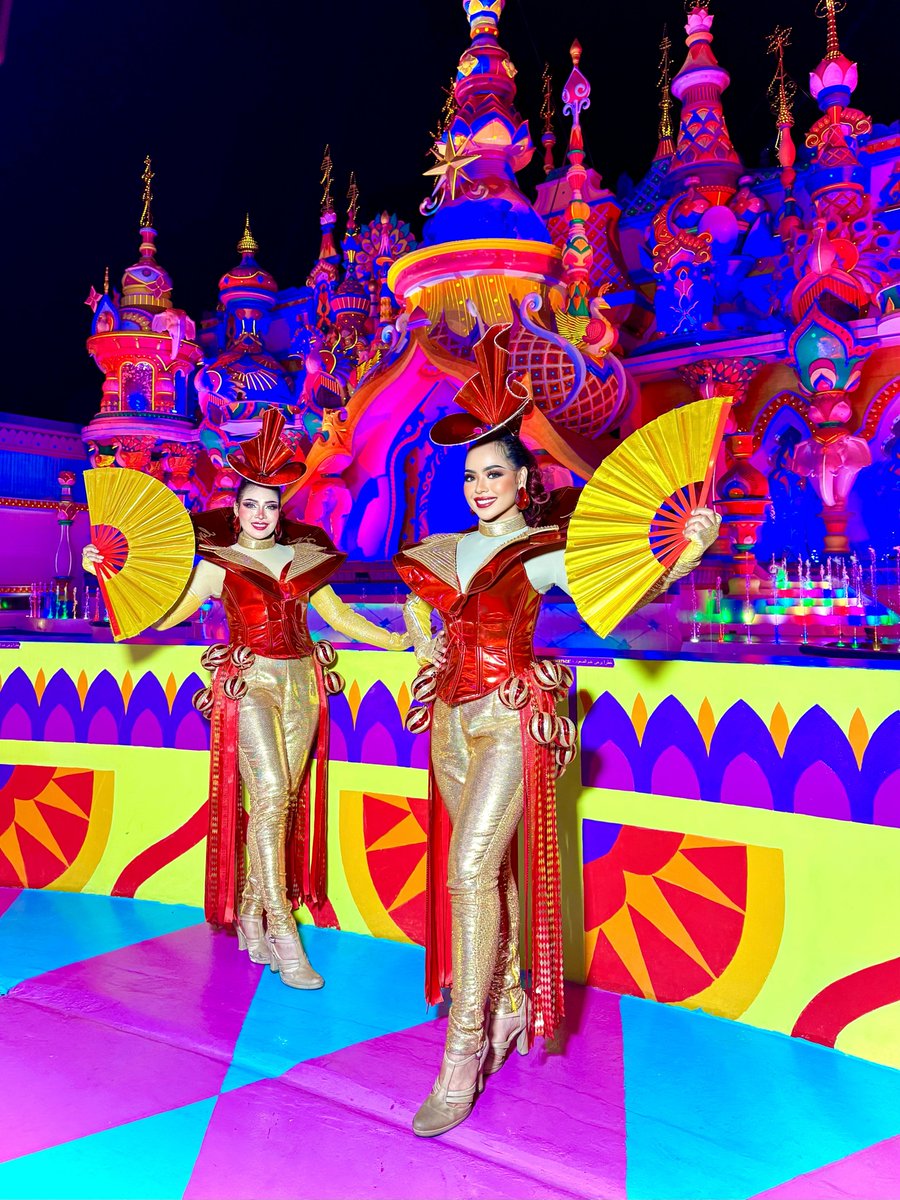 Carnival Magic Celebrates Chinese New Year in Grand Style! 💰🧧

Carnival Magic is welcoming the Chinese New Year with an exciting atmosphere, featuring vibrant auspicious decorations to enhance luck and prosperity. 🎉

Guests can enjoy the special Festival of Colors street
