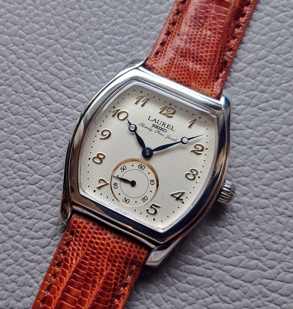 loliism's tweet image. I don't remember who posted the original photo, but I wish #Certina would produce an elegant tonneau dress watch (I photoshopped the logo). Would be so fun, and a great complement to their modern sporty range.