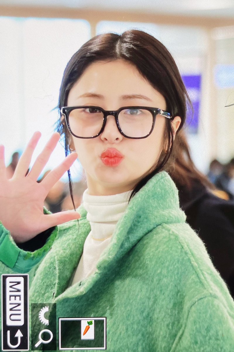 carrot_hyj's tweet photo. 250124

#르세라핌 #LE_SSERAFIM 
#허윤진 #HUHYUNJIN #윤진 #ユンジン https://t.co/Wm1BNLb0oq