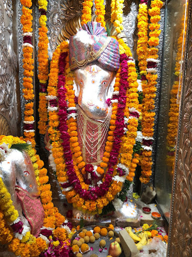 Vihara Darshani tweet media