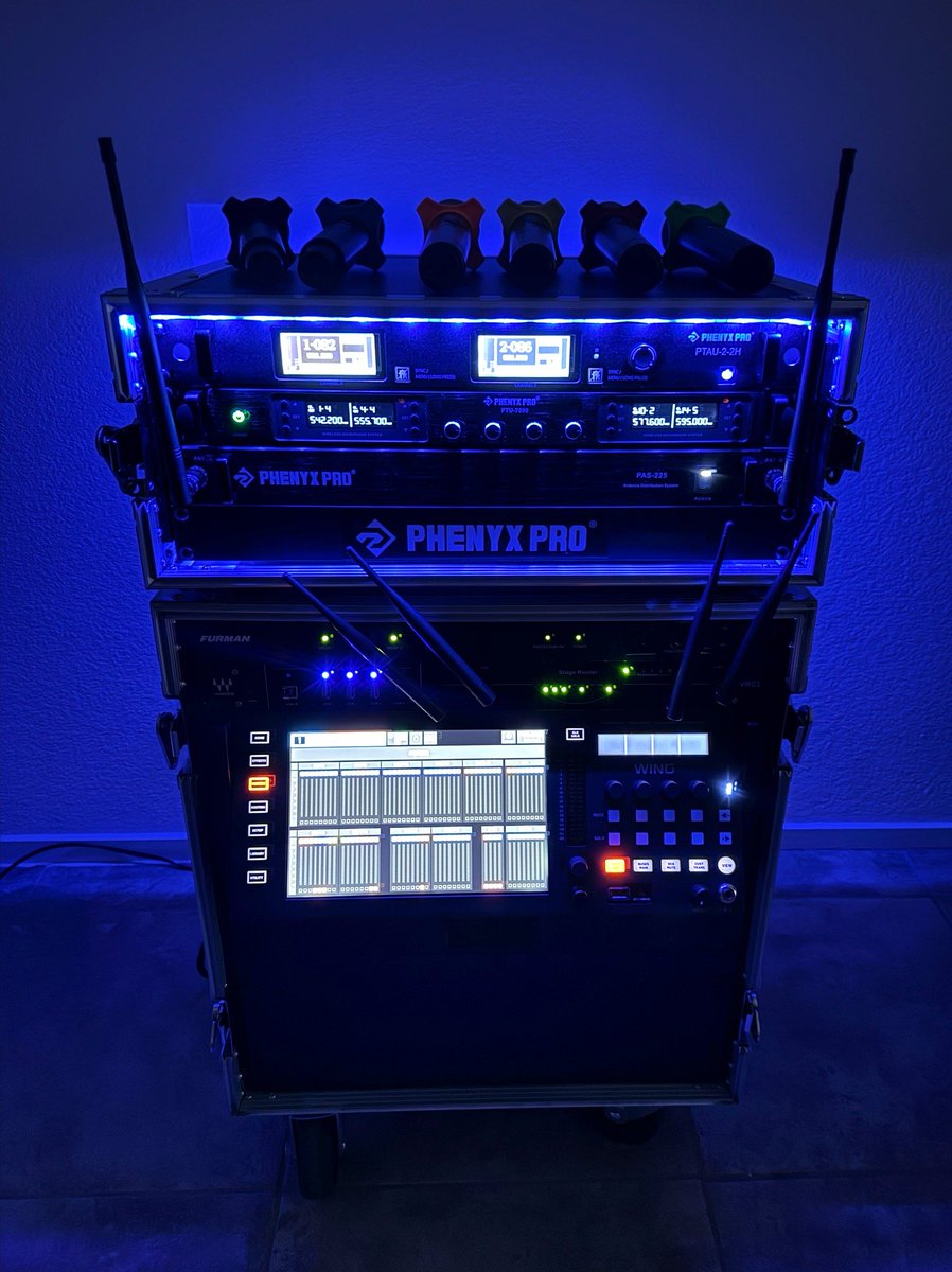 PhenyxProAudio's tweet photo. 🎤Mount up your rack and kick off your concert tour!
Thanks, @Joe Stewart, for sharing his rackmount!
Get your own rack set up:https://t.co/k3uHFnm6NH #phenyxpro #microphonewireless #phenyxprogears #shareyourrack #HotMic #SoundEngineering #MusicIsLife #StageReady https://t.co/Uzfj5e194C