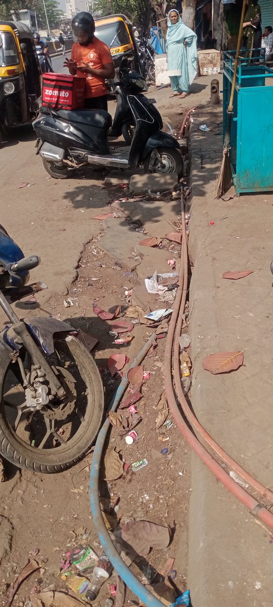 activist_jafar's tweet photo. @mybmcWardME plzz Deonar police stn opp chai ki hotel damar required @abuasimazmi @AyubShekason @CMOMaharashtra @mybmcRoads @mybmc Plzz  Govandi mumbai https://t.co/VAVRlm9don