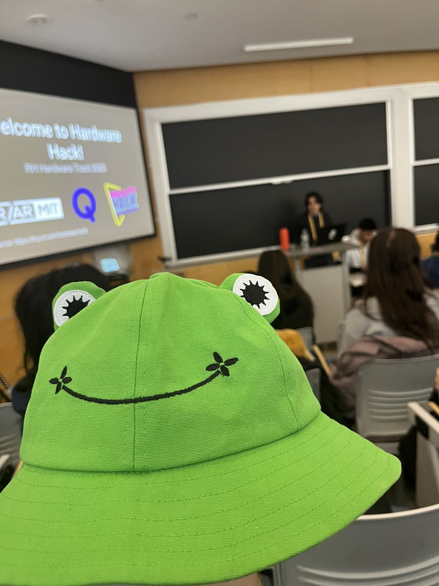 Just thought I’d share that I’m at @mitrealityhack this year!

If you’re here, I’d love to meet and chat sometime! Just follow the green (frog themed) beacon!

#HackToTheFuture