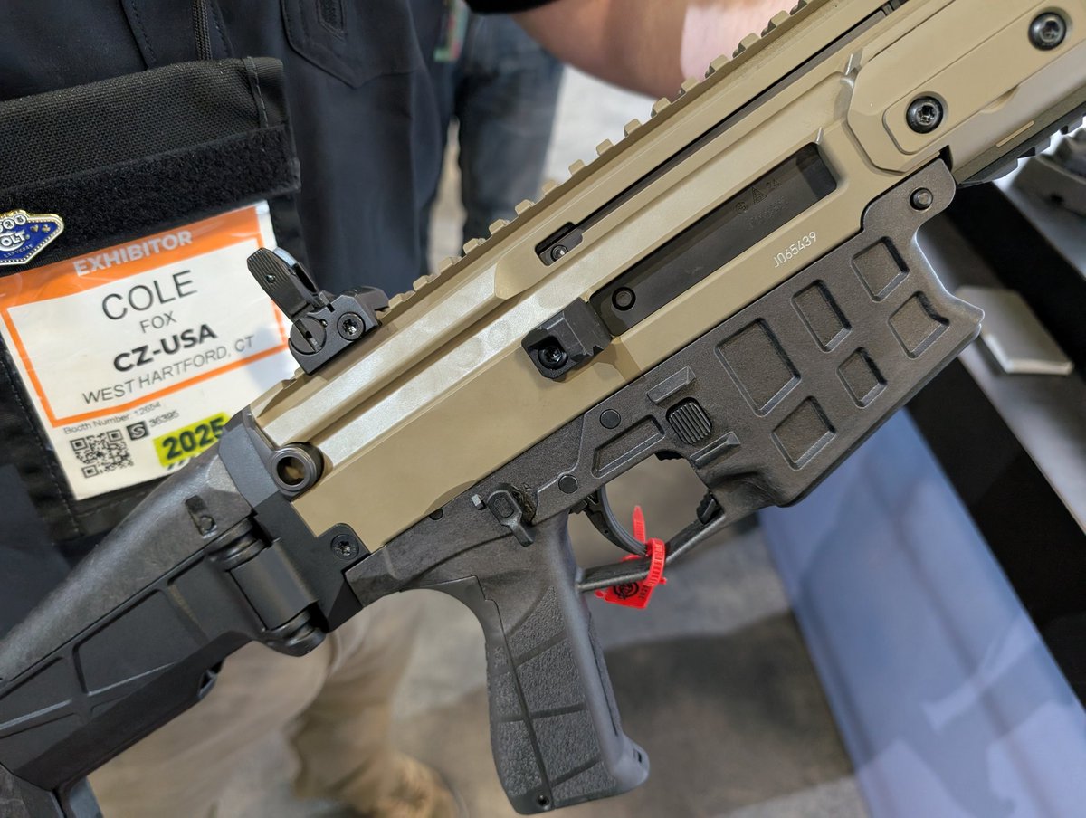historicfirearm's tweet image. Got a look at the product improved CZ Bren, the Bren 3. New upper, forend bolt design and stock. 

#Shotshow2025 #ShotShow