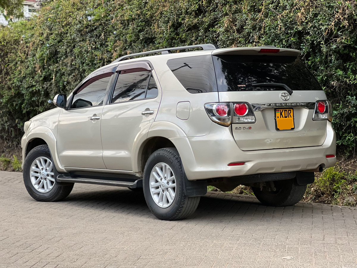 mceazarj's tweet photo. TOYOTA FORTUNER 4X4
3.0 D-4D
Year 2014
Beige
KDR Reg’n

💠 3000 Cc DIESEL D-4D
💠 Manual Transmission 4WD
💠 7 Seater Leather
💠 Side Steps
💠 Rear Spoiler
💠 Foglights
💠 Alloy Rims

ONLY KSH 3.2 M

🏦 Financing Options
🚘 Part Exchange
🚢 Direct Car Import

CALL  0736355555 https://t.co/xoSKiL5gmb